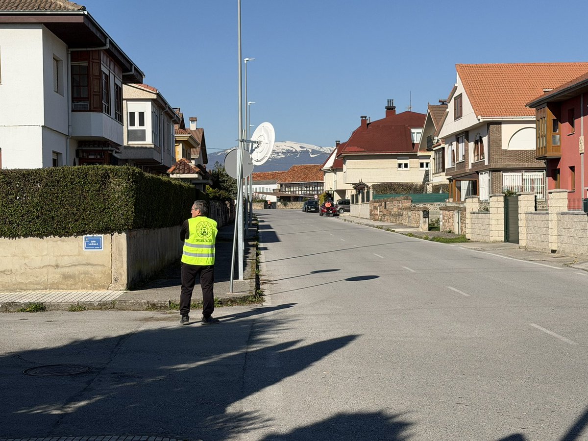 C.D.Naval tweet media