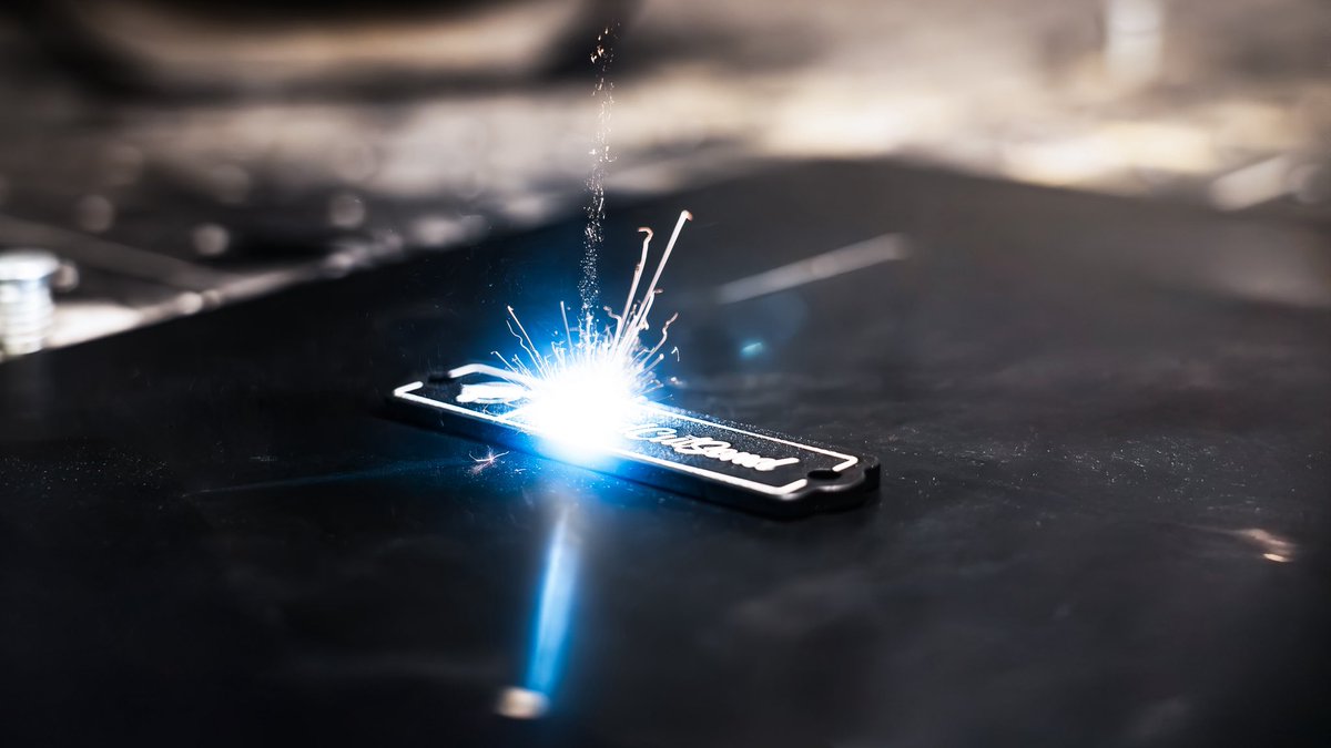 Jim Belosic (SendCutSend) tweet media