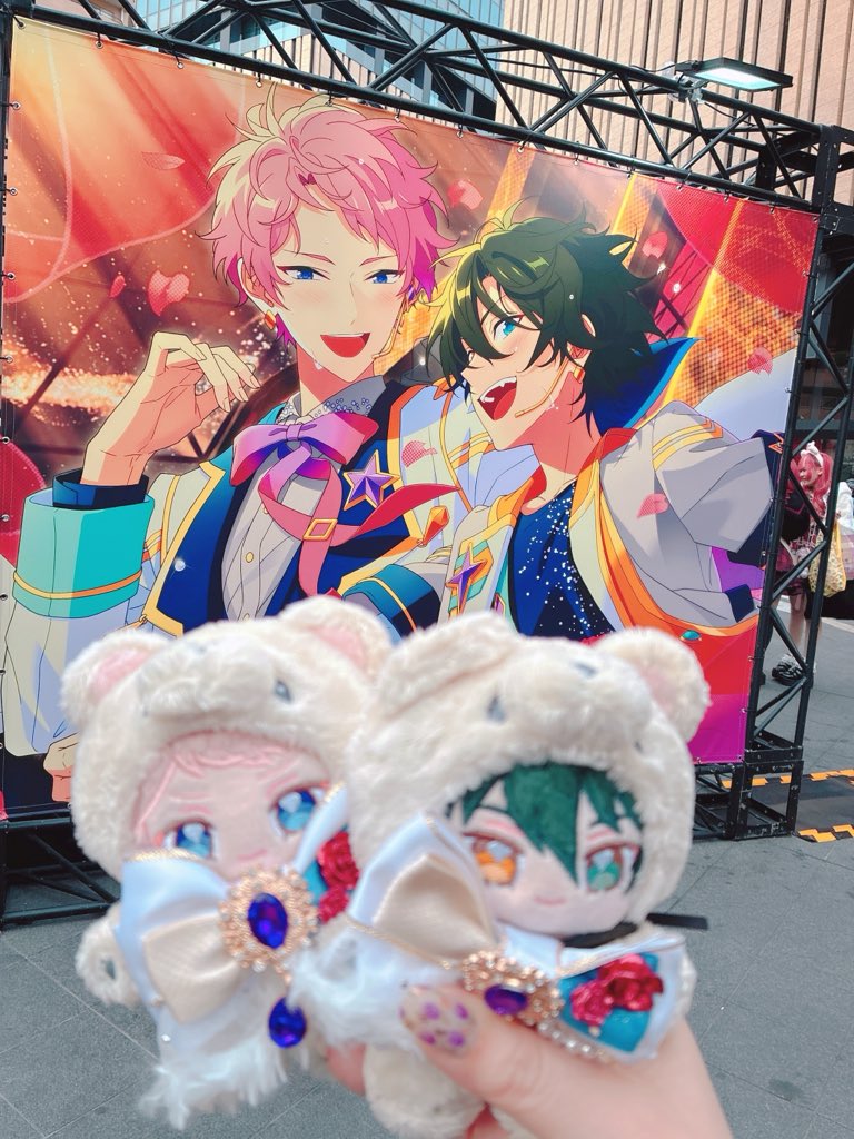 裏山死 tweet media