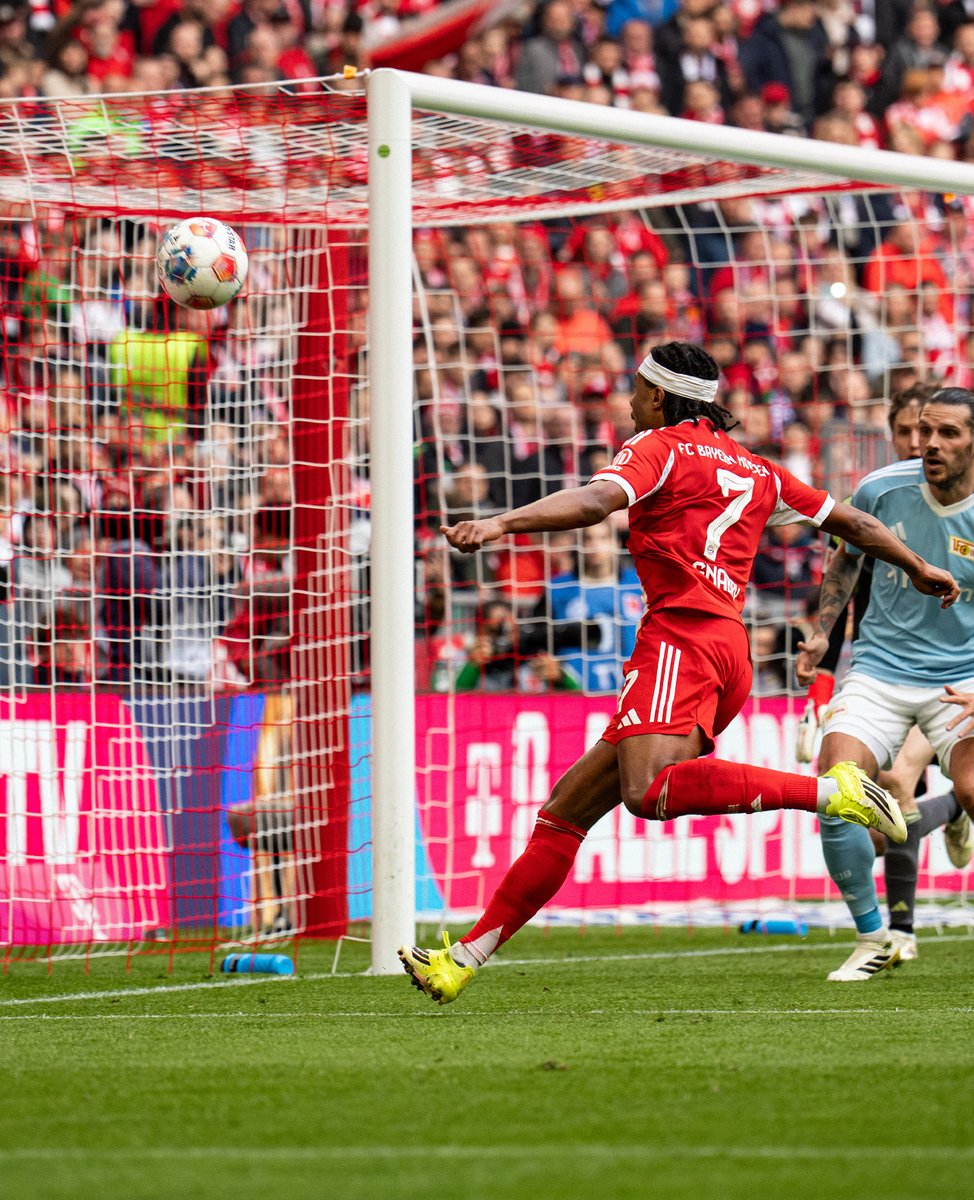 FC Bayern München tweet media