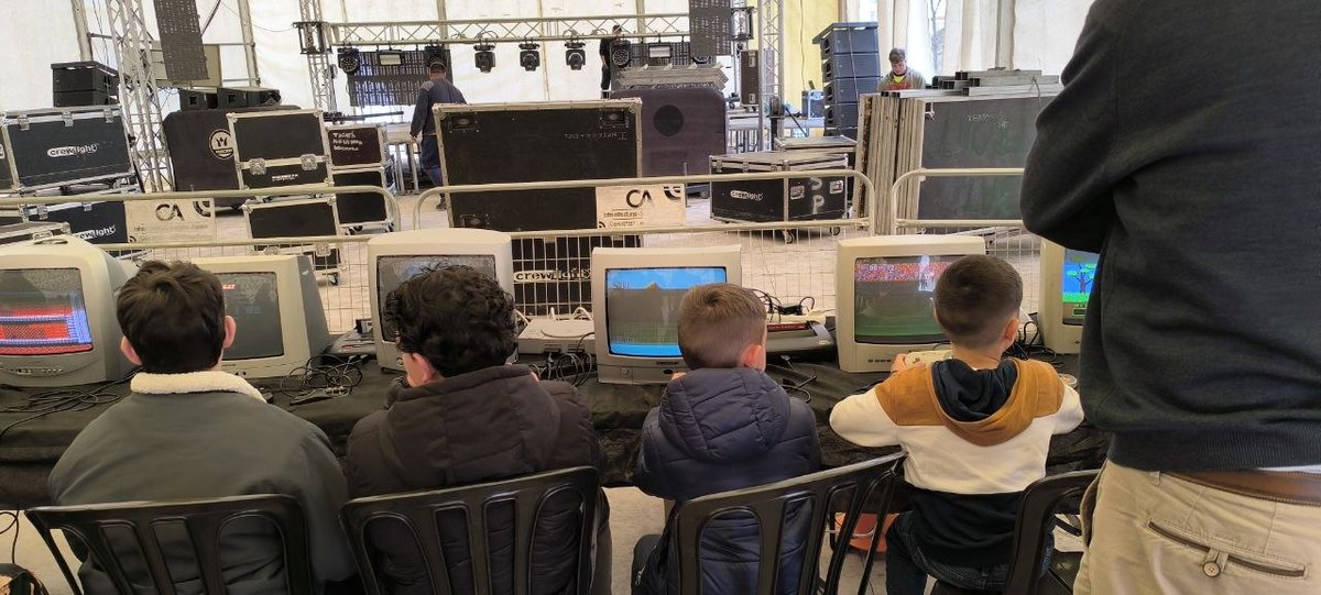 Retromaniacos Granada tweet media