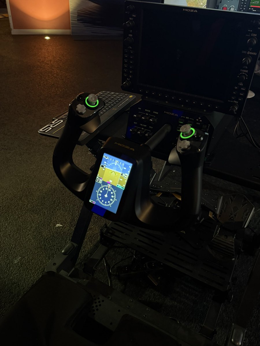 moza_racing's tweet image. Our new MFY Pro Yoke Handle has landed at the show.
Visitors can now check them out firsthand at our booth #20!

#MOZA #MOZAFlight #Flightsim #Pilot #flightsimweekend2026 #flightsimulator #flightsimweekend #aviation #Yoke