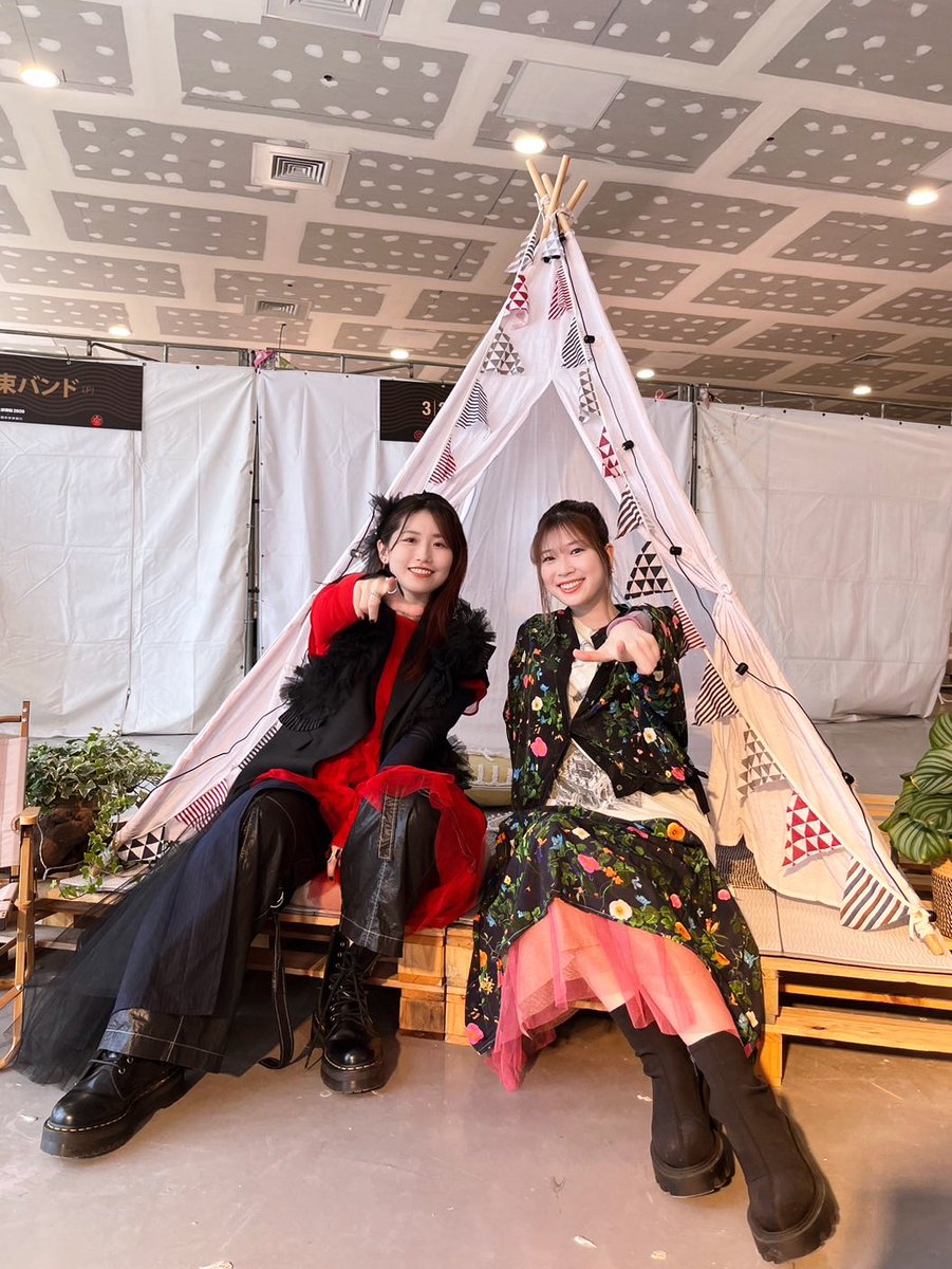青山吉能 tweet media