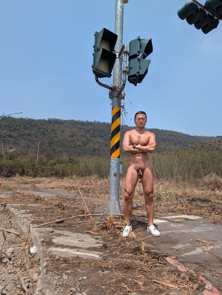 koomwin（天體，野裸） tweet media