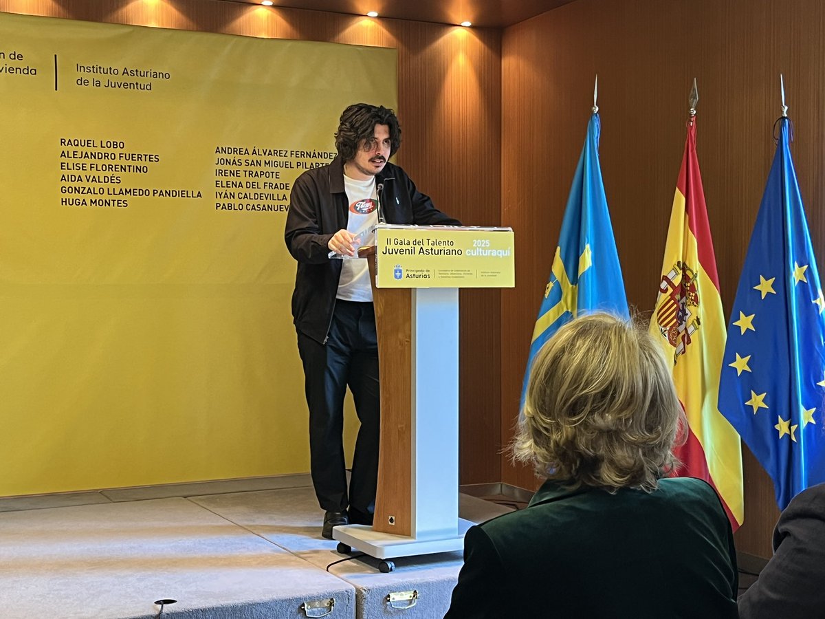 edicionesTrabe tweet media