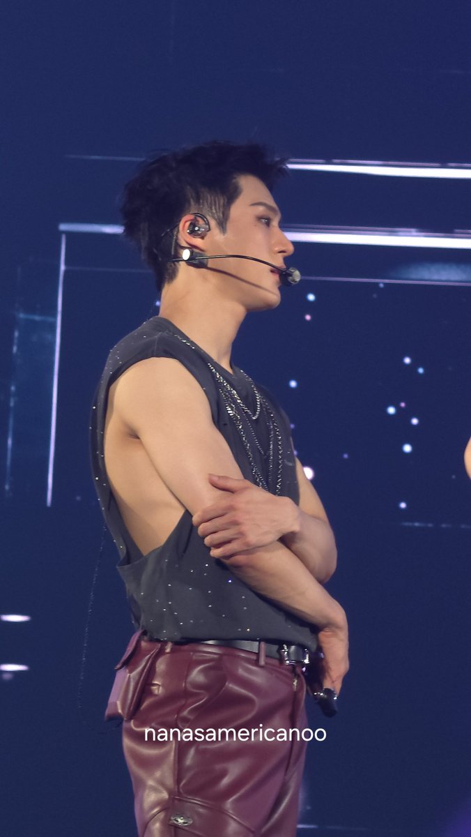 nanasamericanoo's tweet photo. 260322 드림쇼4 앙콘 D3

HOT DAMN JENO LEE

#제노 #JENO #NCTDREAM #엔시티드림
tds4 encore day 3 https://t.co/LGrSjoVB19