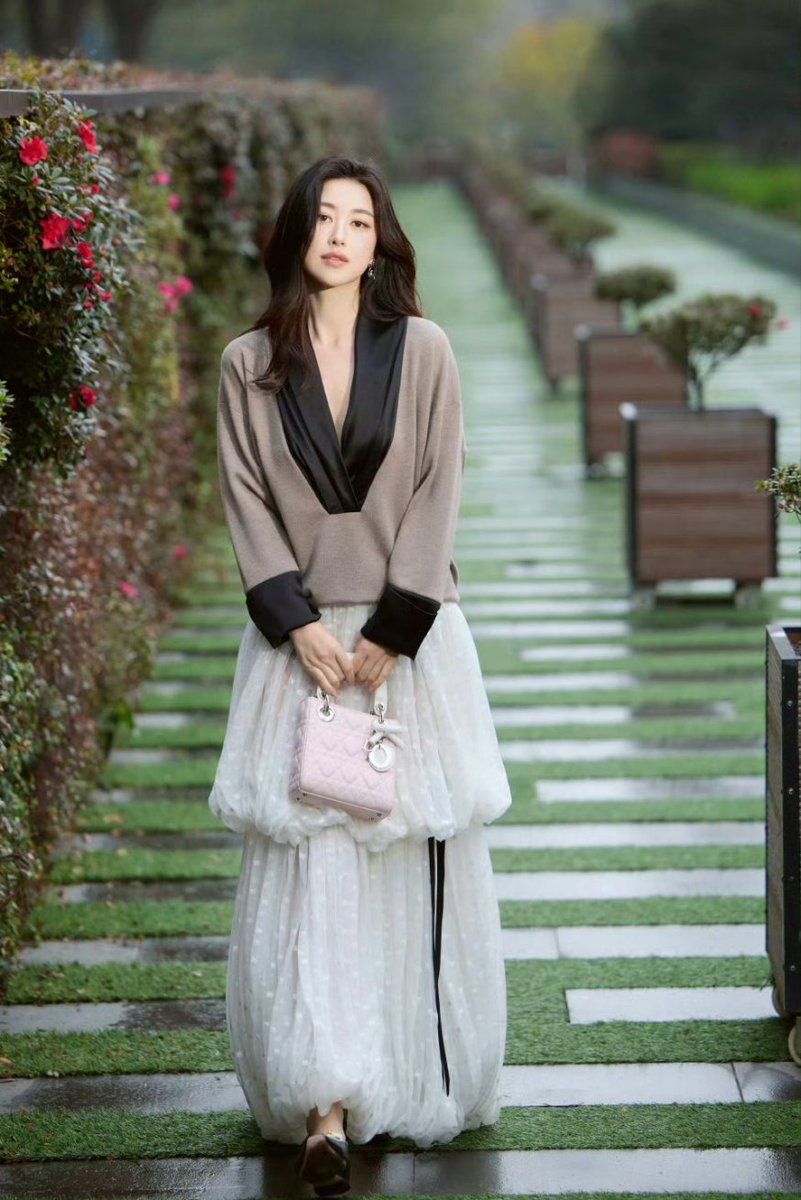 车牌小阿姨 tweet media