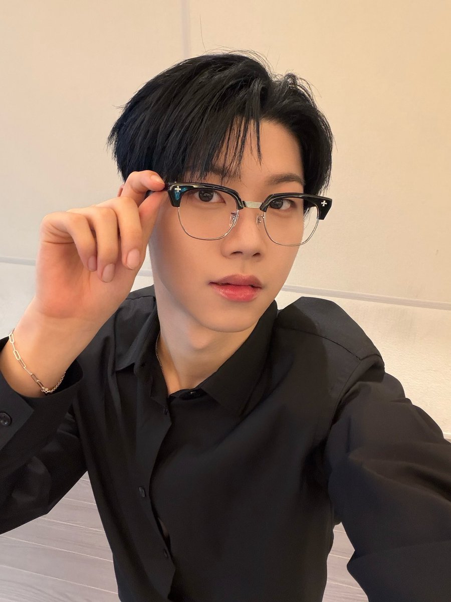 xikers(싸이커스) tweet media