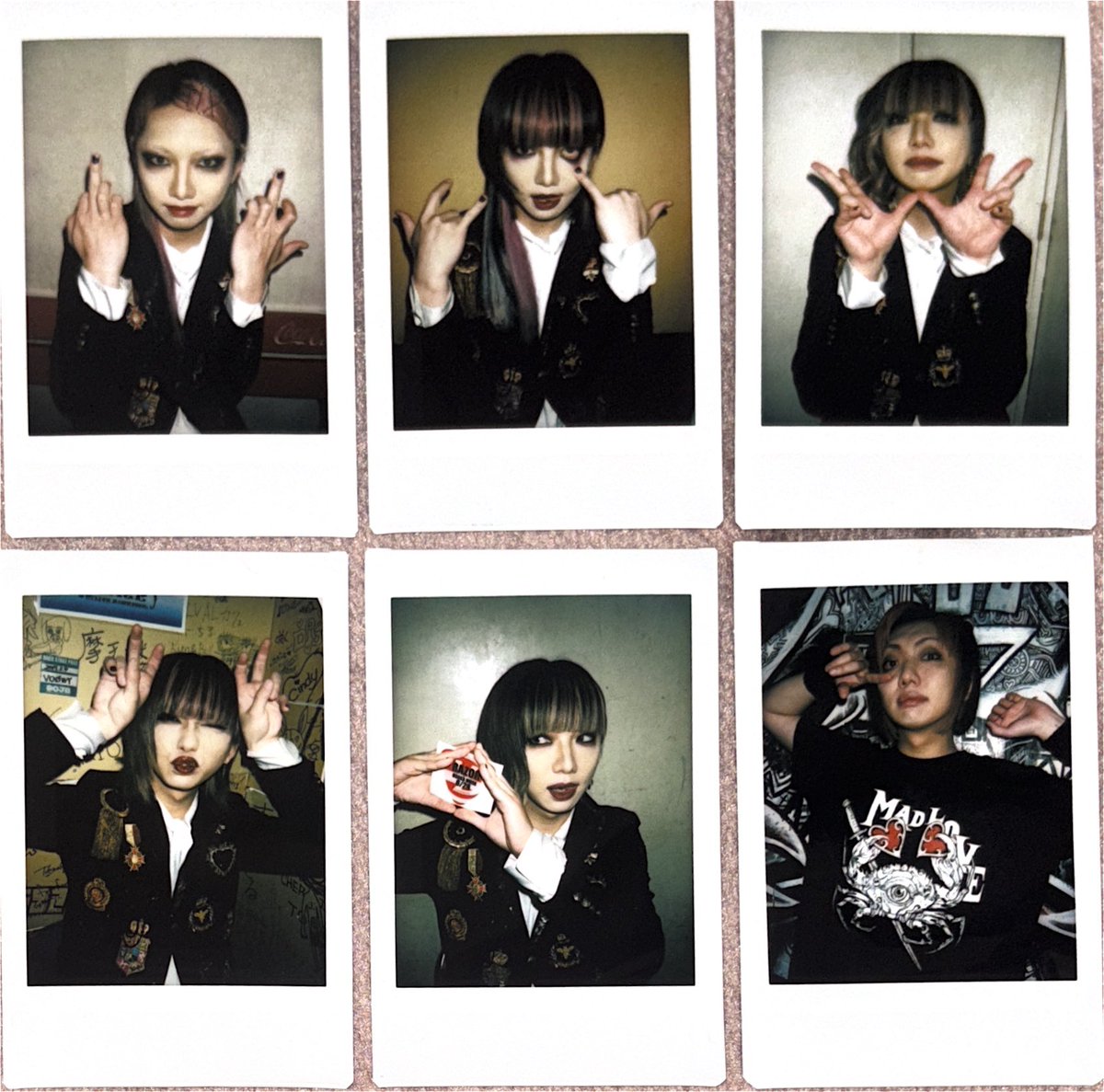 __mmm_2's tweet photo. 【お譲りします】

RAZOR IZAさんチェキ⑤

求：1枚500円+送料

リプライ又はDMお待ちしております。 https://t.co/wnGbCtETvj