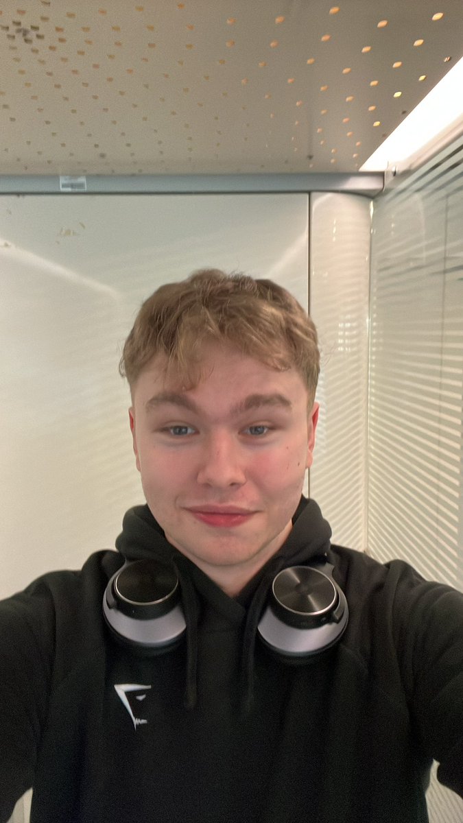 Noahsaki∞ tweet media