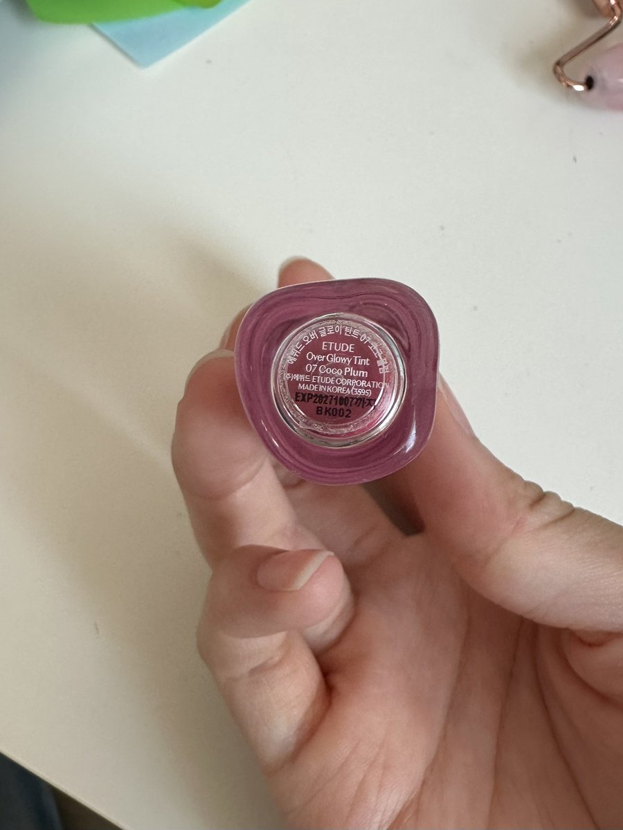 tt_jk___'s tweet photo. wts ขาย ปล่อย ส่งต่อ

ลิป etude over glowy tint 

สี 07 coco plum 

ซื้อผิดสีค่ะ พึ่งซื้อมาไม่ถึงปี ใช้ไปไม่กี่ครั้ง

100 ส่งฟรี 

dm🩷

#ส่งต่อคสอมือสอง #ส่งต่อสกินแคร์ #ส่งต่อคสอมือ2 #คสอมือ2 #ส่งต่อเครื่องสำอาง #ส่งต่อเครื่องสำอางค์มือสอง #ส่งต่อคสอ #ส่งต่อลิป #etude https://t.co/2MgPoJxRLT