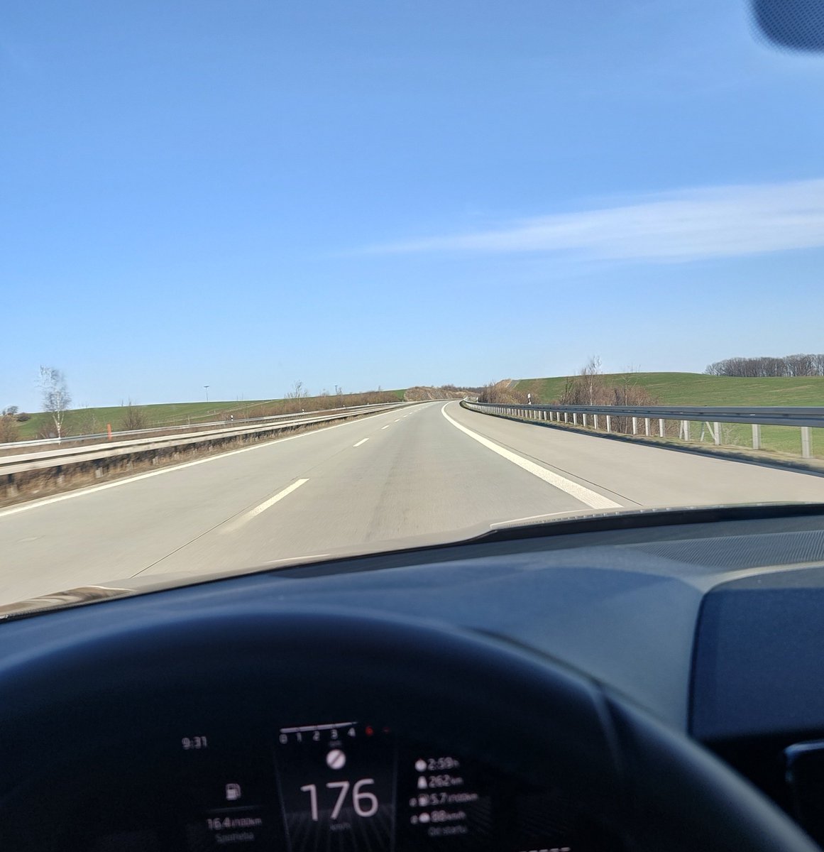 Phil Hazard 🇨🇿🕎 Слава Україні! tweet media