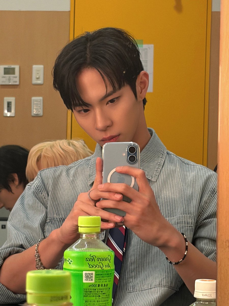 TIOT_NOW's tweet photo. [#건희]
오늘의 샤카홍💪

#홍건희 #HONGKEONHEE
#TIOT #티아이오티 https://t.co/yRZ4KRCleR