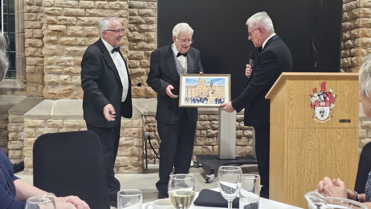 The Headmaster, Andrew Holman, and President, Dave Nettleton ON 1984, both made entertaining speeches. A birthday present was given to Tony Brecknock ON 1954, who was accompanied by grandson, Will Underwood ON 2017.
