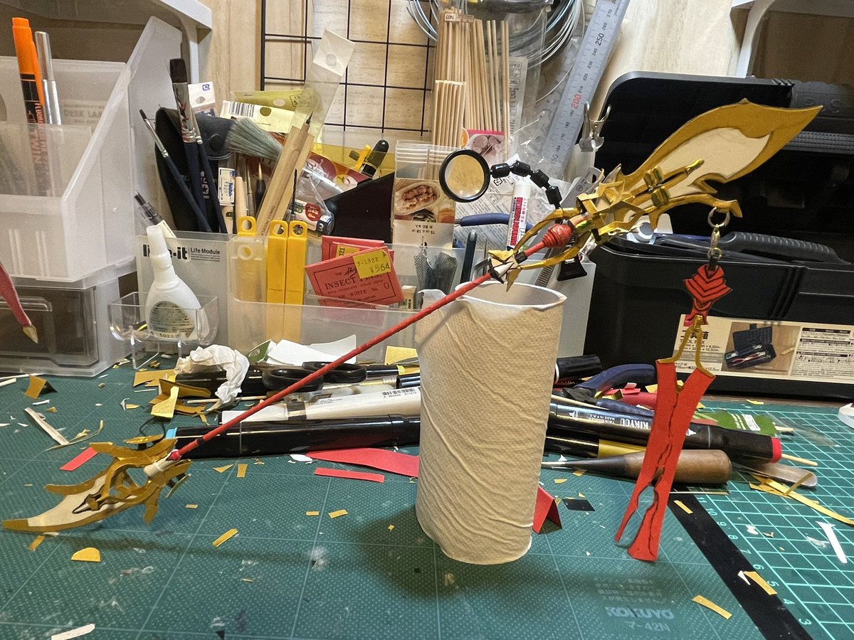 the_kakitaros1's tweet photo. おつKAKIぴー！☆

warframeより

Guandao prime 

完成致しましたー！！！

わかってる！トイレットペーパーだろ？笑
ちょっと待ってくれ！
違うんだ！言い訳させてくれ！
引越した時に台座がどっか行ったんだ！

5〜6個くらいあった台座が、どっか行っちゃったんだ！
反抗期で家出しちゃったかな😜笑 https://t.co/gnBle96y34