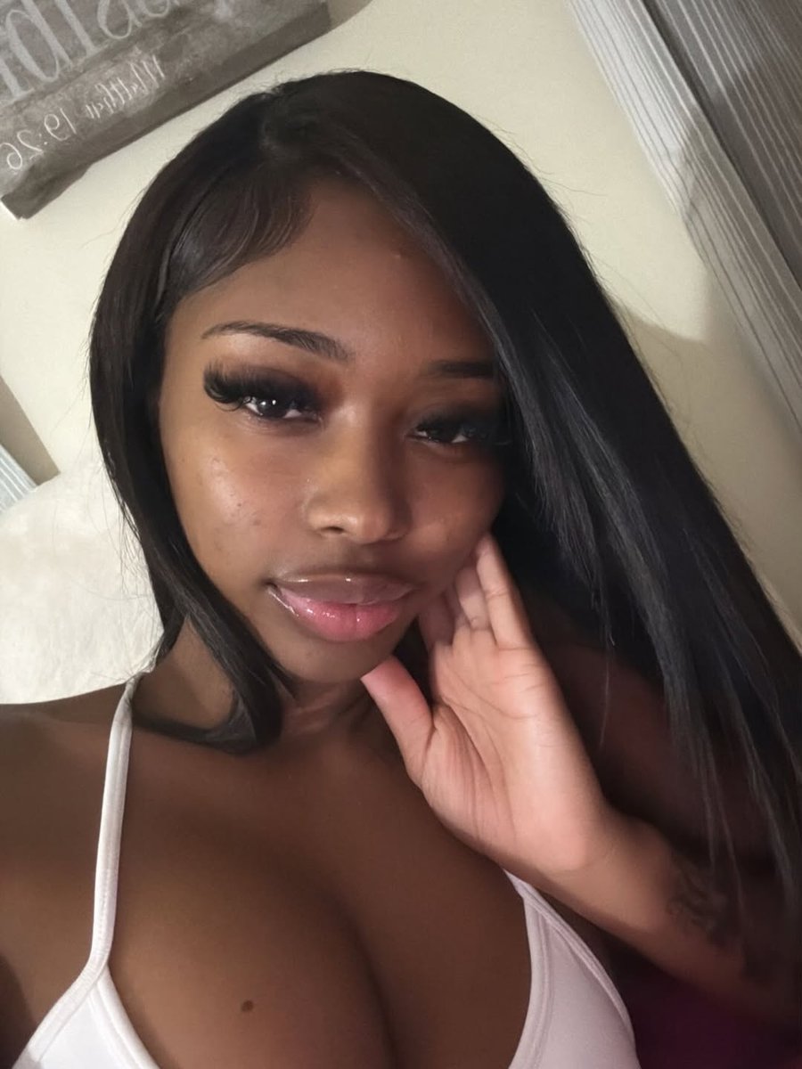 queendiane4you's tweet photo. Face card never decline 🥰 https://t.co/gYHtOlVw8W