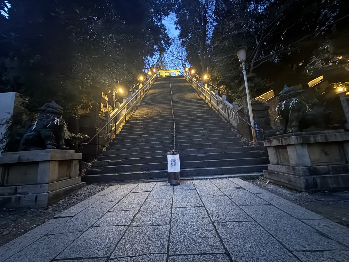 近藤信輔/「忍者と極道」17巻4月8日発売！！アニメ配信中！ tweet media