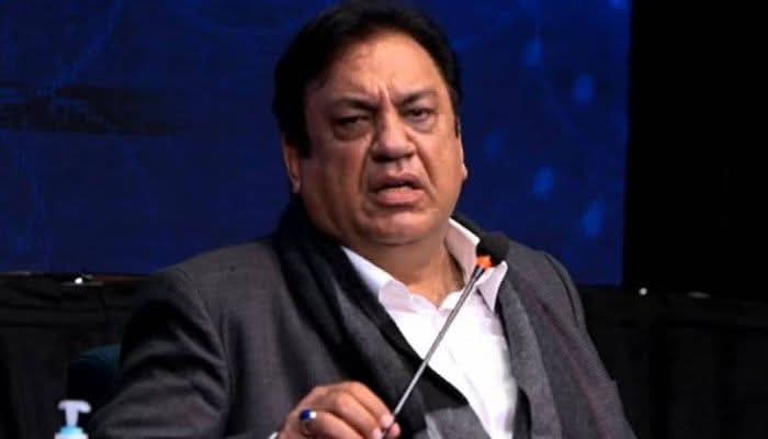 مسخروں کی بات کا برا نہیں مانا کرتے