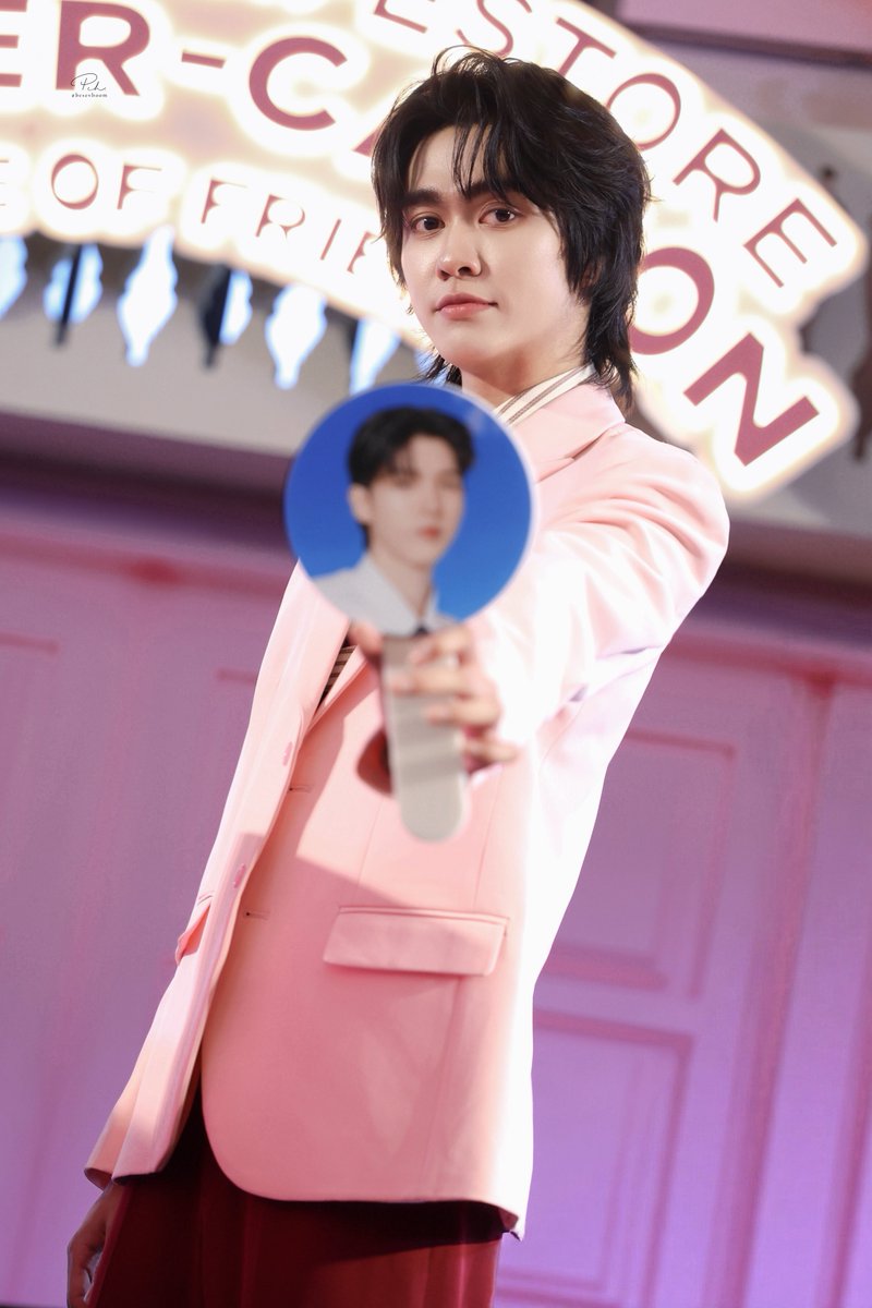 𝘱𝘤𝘩. — tweet media