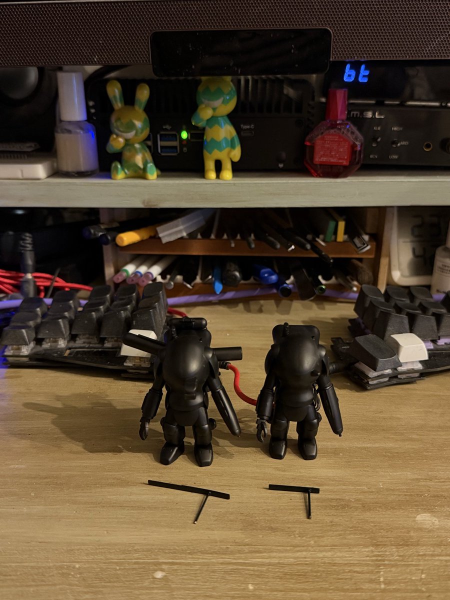 NariNari tweet media