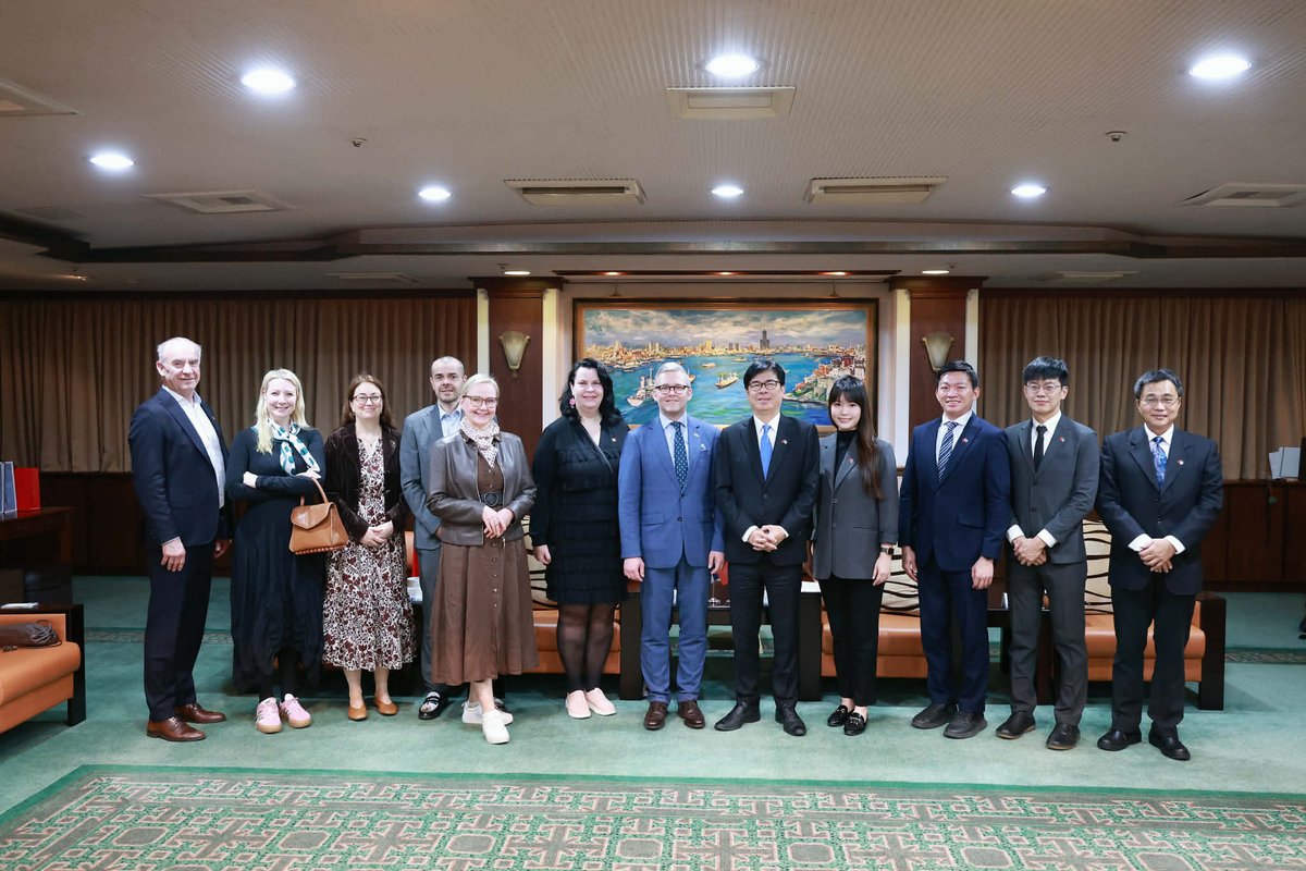 Freddy Lim 林昶佐 tweet media