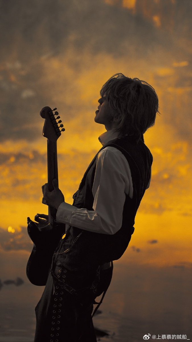 Dani Watson tweet media