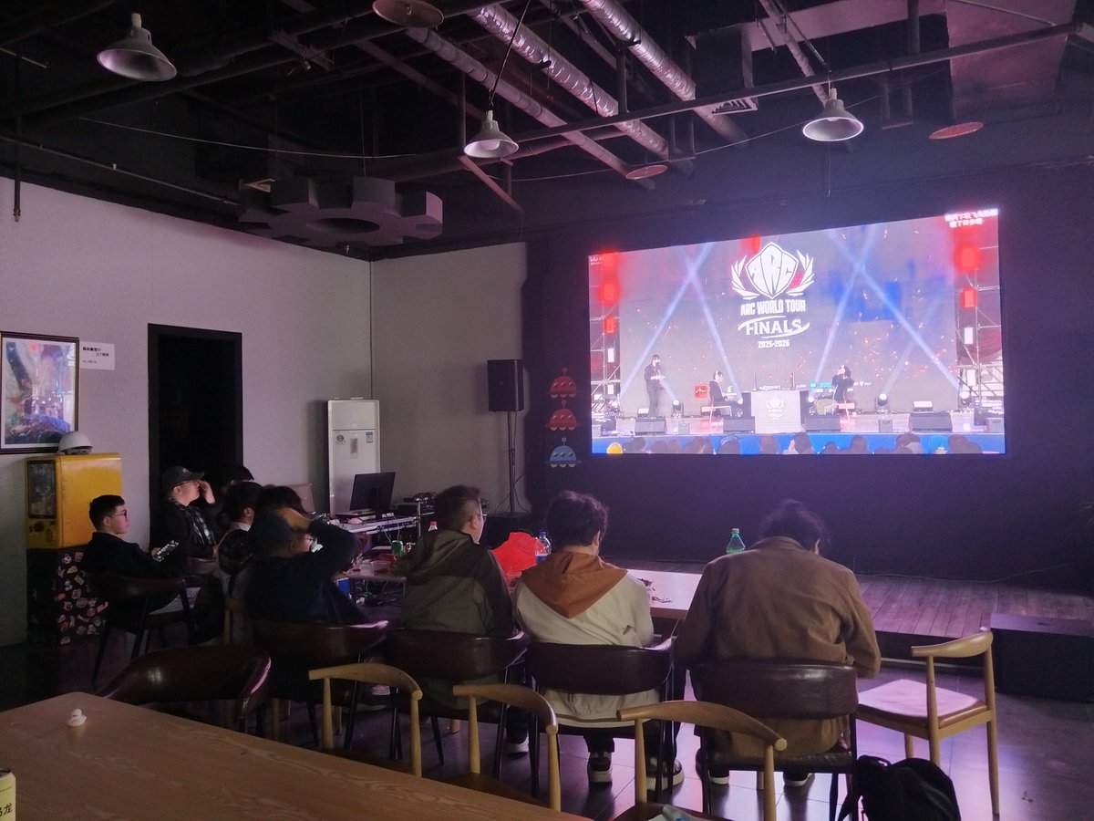 RTG_齿轮圆桌 tweet media