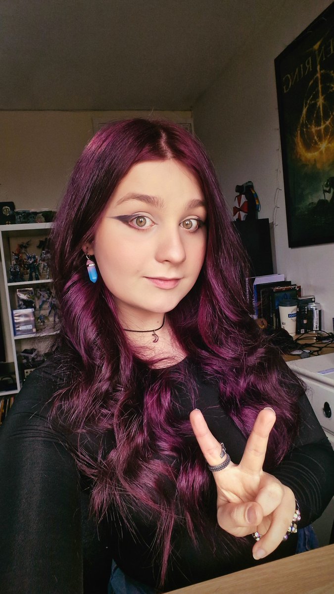 Frosty_The_Devilgirl 🏳️‍⚧️ tweet media