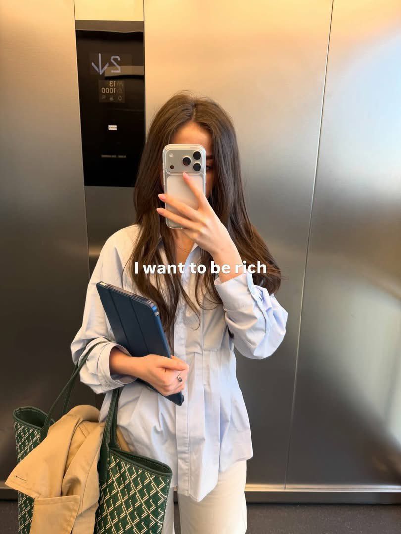 •☆• tweet media