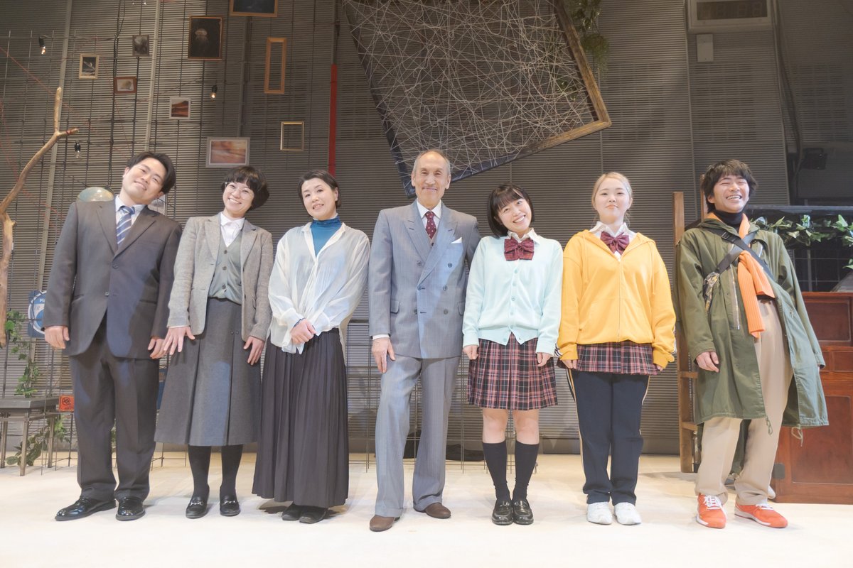 SengawaG's tweet photo. 【終演しました🌠】
せんがわディレクターズセレクション
『ピギーバック』

3/19(木)～22(日)
無事、全5公演終了しました！

#せんがわ劇場 に足を運んでいただいた皆様、ありがとうございました。
ぜひ #ピギーバック をつけて感想をお聞かせください。

またお会いできる日を楽しみにしています🌟 https://t.co/eRRButsAea
