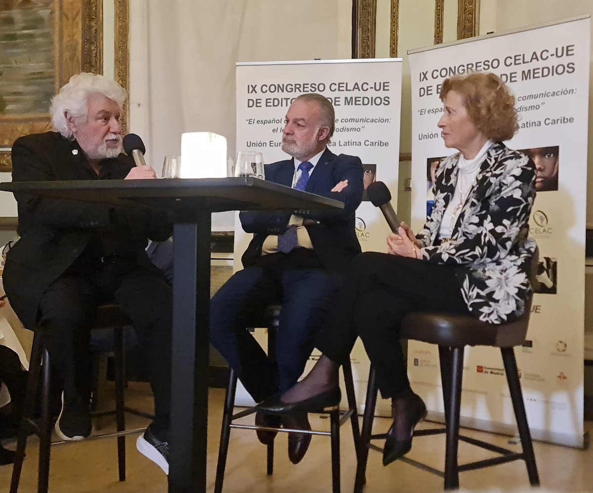 MuseoGabarron's tweet photo. Cristóbal Gabarrón participa en el IX Congreso Internacional de Editores de Medios Europa–América Latina, en Alcalá de Henares, con la creación de la obra gráfica original Interpretando otro tiempo, realizada para este encuentro. @EditoRedEl

#IXEditoresCELACUE https://t.co/GuYGRu6ROy