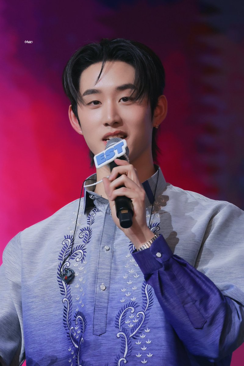 𝑀𝑈𝑆𝐸 tweet media