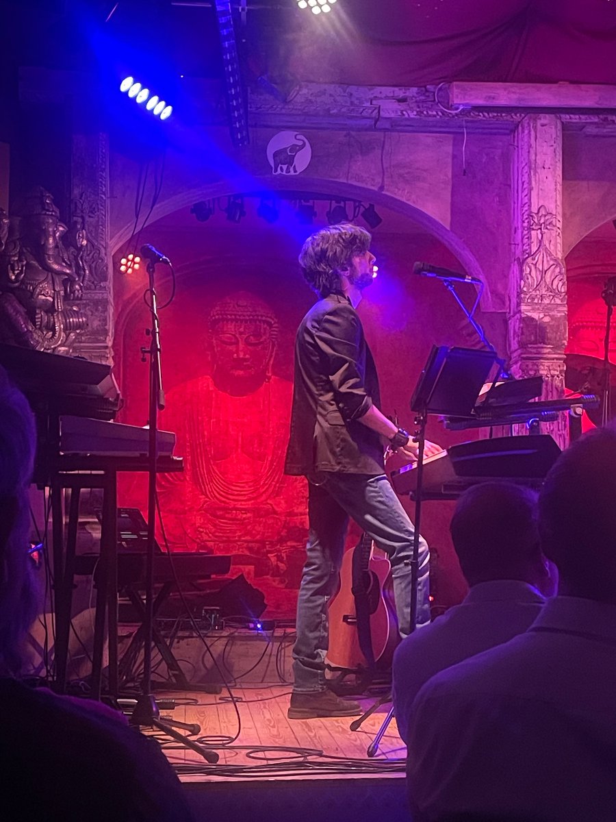 Mystic Queen of Maybe (Jan) & Teddy 🐈‍⬛ tweet media