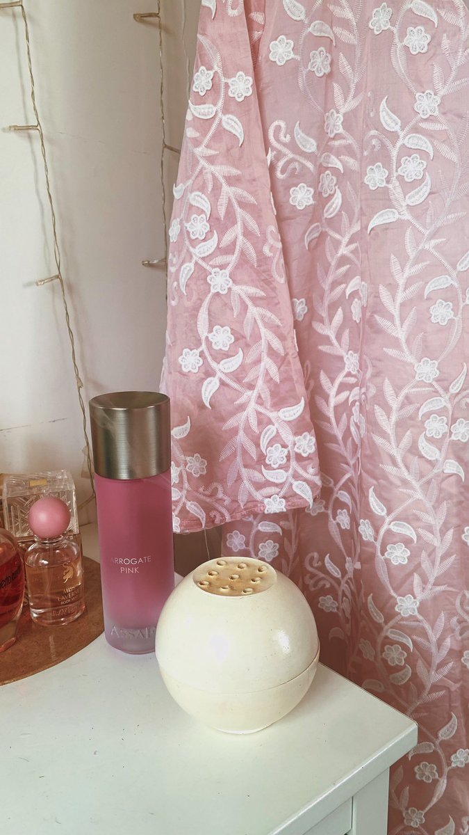 حُور tweet media