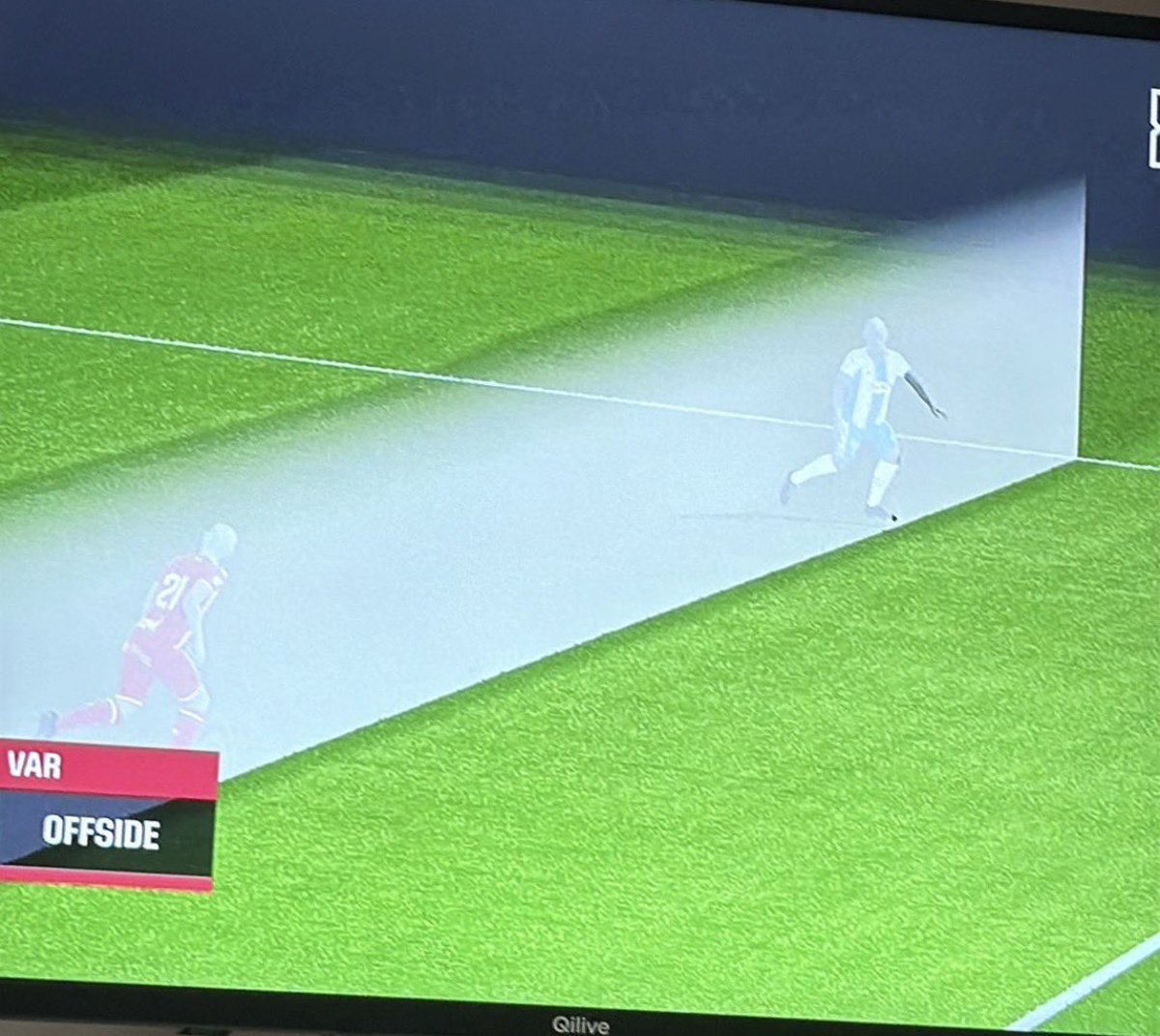 Brian Calvo tweet media