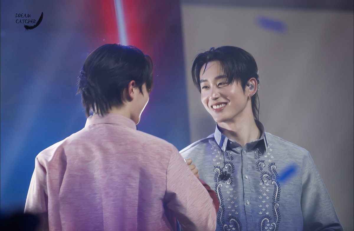 ash (- ˕ -マ ᶻ 𝗓 𐰁 tweet media