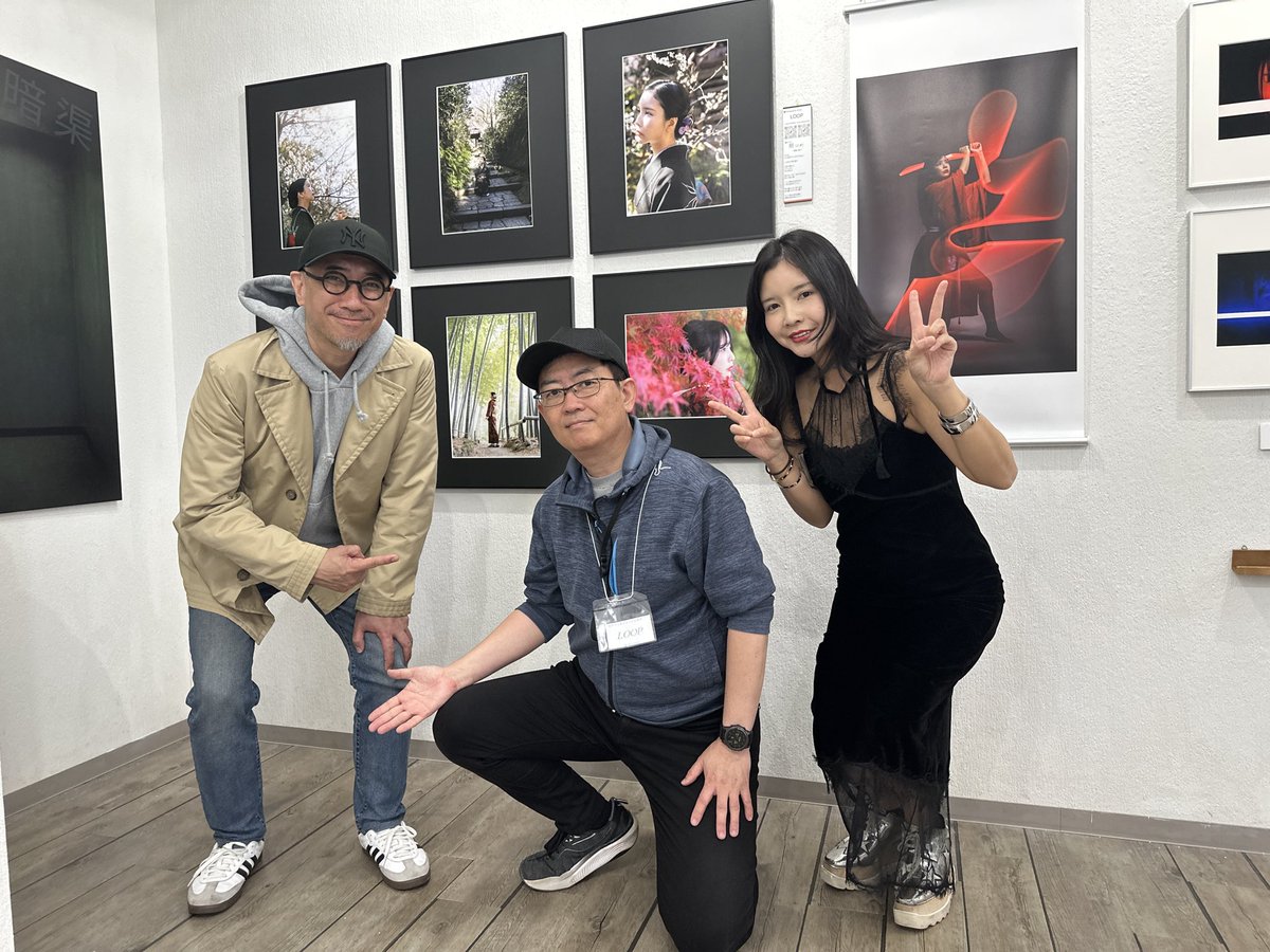 あずりな展2026 遠雷
無事終了しました
JPS 日本写真家協会 の熊切会長が
いらっしゃいました‼️
拙作をご覧頂き、JPS展入選のお礼もさせて頂けて
感無量です‼️😭😭😭

#JPS
#日本写真家協会
#JPS展
#熊切会長
#熊切大輔
#あずりな展2026
#あずりな