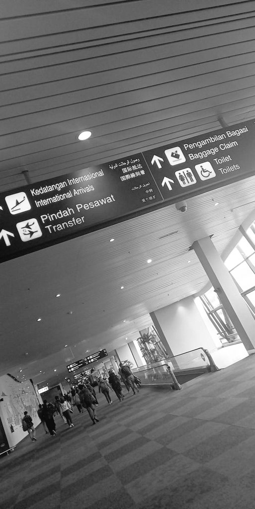 ️️

 ️️
𝘞𝘩𝘢𝘵𝘴𝘈𝘱𝘱 — Bontot🦁

: Adek cece udah sampe 
: Adek dimana?
: Dek, buruan standby ya.
: Twins tantrum ini kepanasan 😭
: /sent photo/

𝘴𝘦𝘯𝘵.
<a href="/Varshachaa_/">Varsha Hiatus</a>