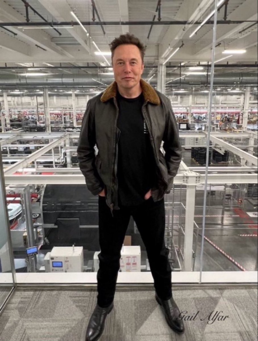 (FAN) Elon musk fanatic tweet media