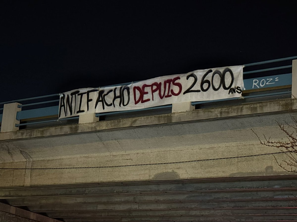 Olympienne_13's tweet photo. Pour l’histoire de Marseille avant d’aller au stade on n’oublie pas d’aller voter ! https://t.co/7gikWn5x3n