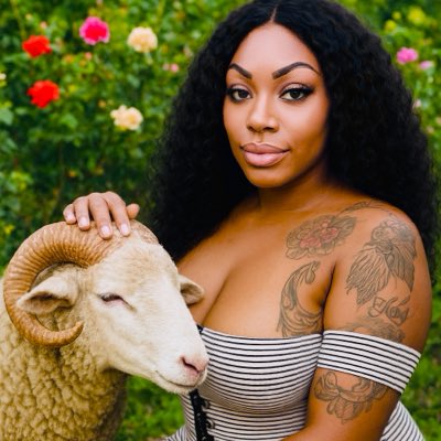 BodyEuphoria's tweet photo. #NewProfilePic https://t.co/GRBFeCBuF9