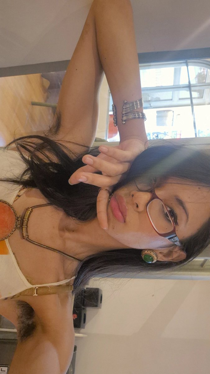 sellysendiri tweet media