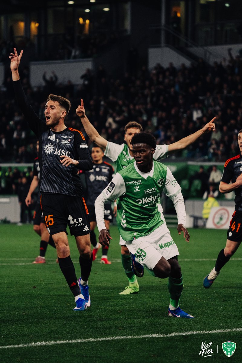 ASSEofficiel's tweet photo. ✨ Kévin Pedro appreciation post! 🥹💚 https://t.co/sg2r04DjZS