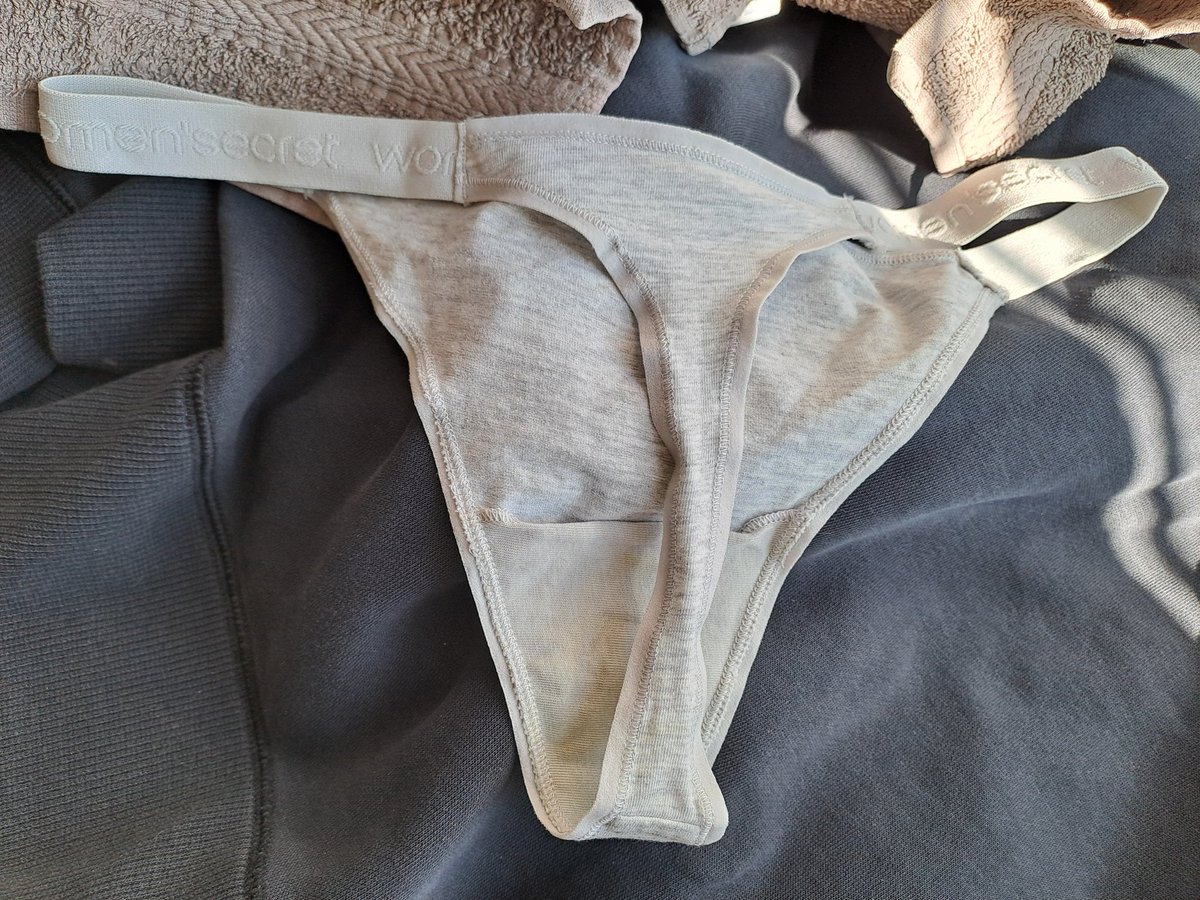 Mark30704629's tweet photo. Dirty thong 😍 Great scent 🥵🔥 https://t.co/hGgCh0cwng