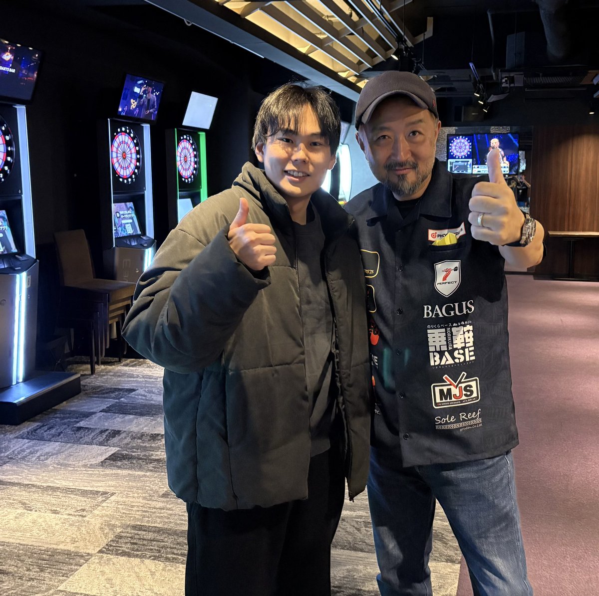 r134Darts's tweet photo. 安食プロの安食道場に行ってきました！
初対面の方々とたくさんゲームできてめちゃめちゃ練習になりました🔥
また参加したいです！
ありがとうございました😊 https://t.co/PAYA7jwSHX