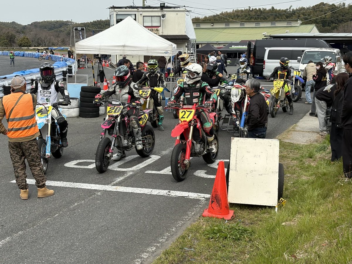 美浜サーキット公式アカウント tweet media