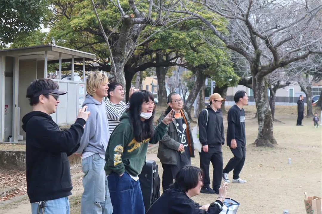 くにや tweet media