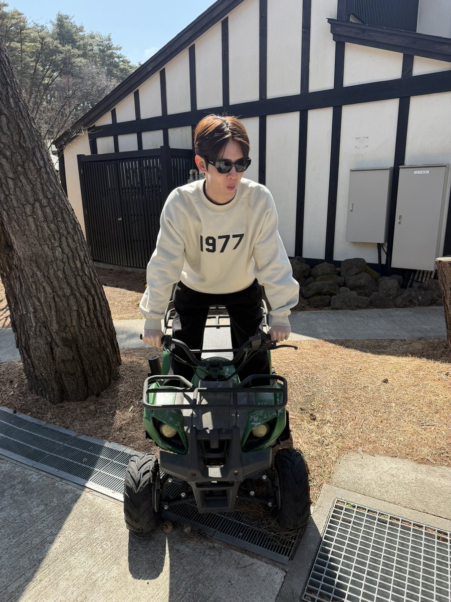 jimmy.jimmoi tweet media