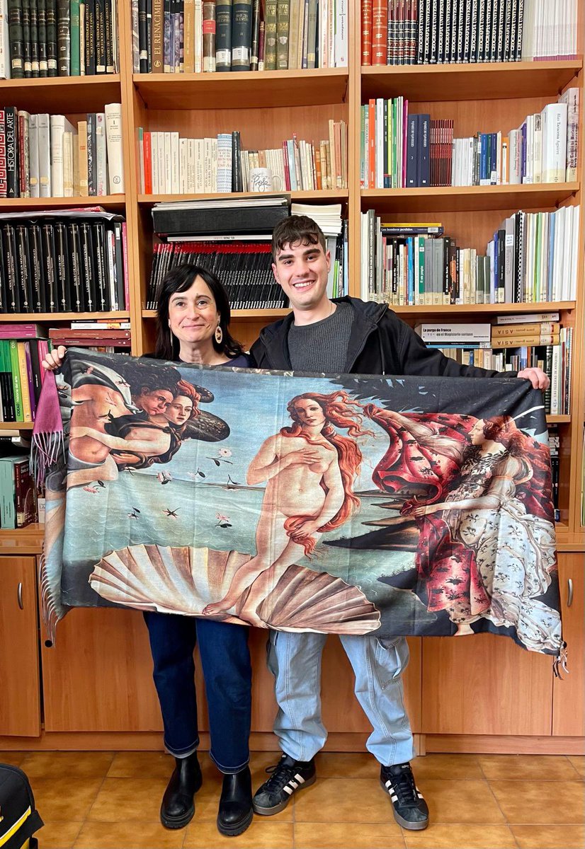 iesmachado's tweet photo. El pasado viernes despedimos “temporalmente” a Juan Martínez Gonzalo, que ha realizado sus prácticas del máster en el departamento de Geografia e Historia. Ha sido un placer contar contigo; esta siempre será tu casa. ¡Hasta pronto, compañero! #Mxns https://t.co/njQu6EPzoe