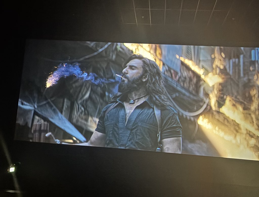 lbdablu's tweet photo. I was hiking a mountain and got lost, so I asked a stranger where we were, he said Dhurandhar 2 and that's when I knew, we were at the peak 😭🔥😭🔥😭🔥😭 https://t.co/l8rqsTjer7